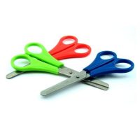 TIJERA ESC. PLAST.13CM. C/REGLA SO1002(24-48)